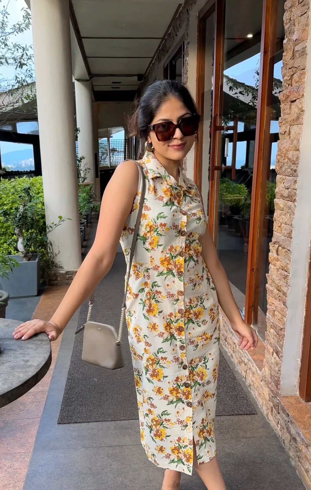 Madonna - 2 Colours - Image 8